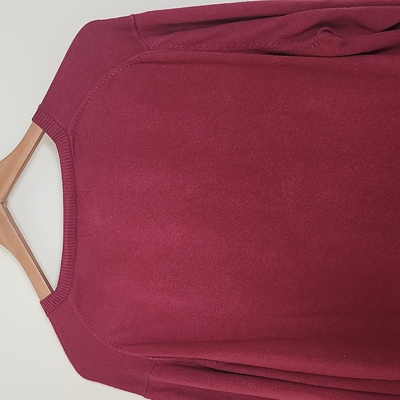 Eddie Bauer Men's Cotton Cashmere Reddish/Orange V-Neck, Long Sleeve Sweater - Picture 5 of 12